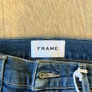 Frame, denim Womens. Super stretched denim semi high-rise. 32” inseam
